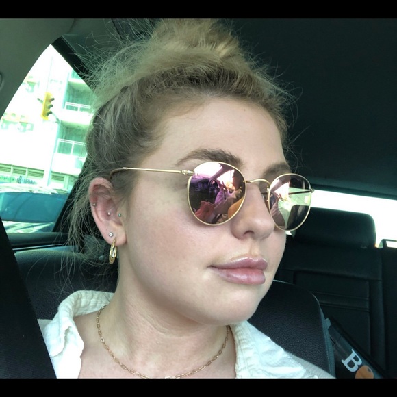 Pink and Gold Ray Bans - Picture 2 of 2